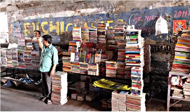 Best places to buy used books, second hand books in Ahmedabad Gujarat